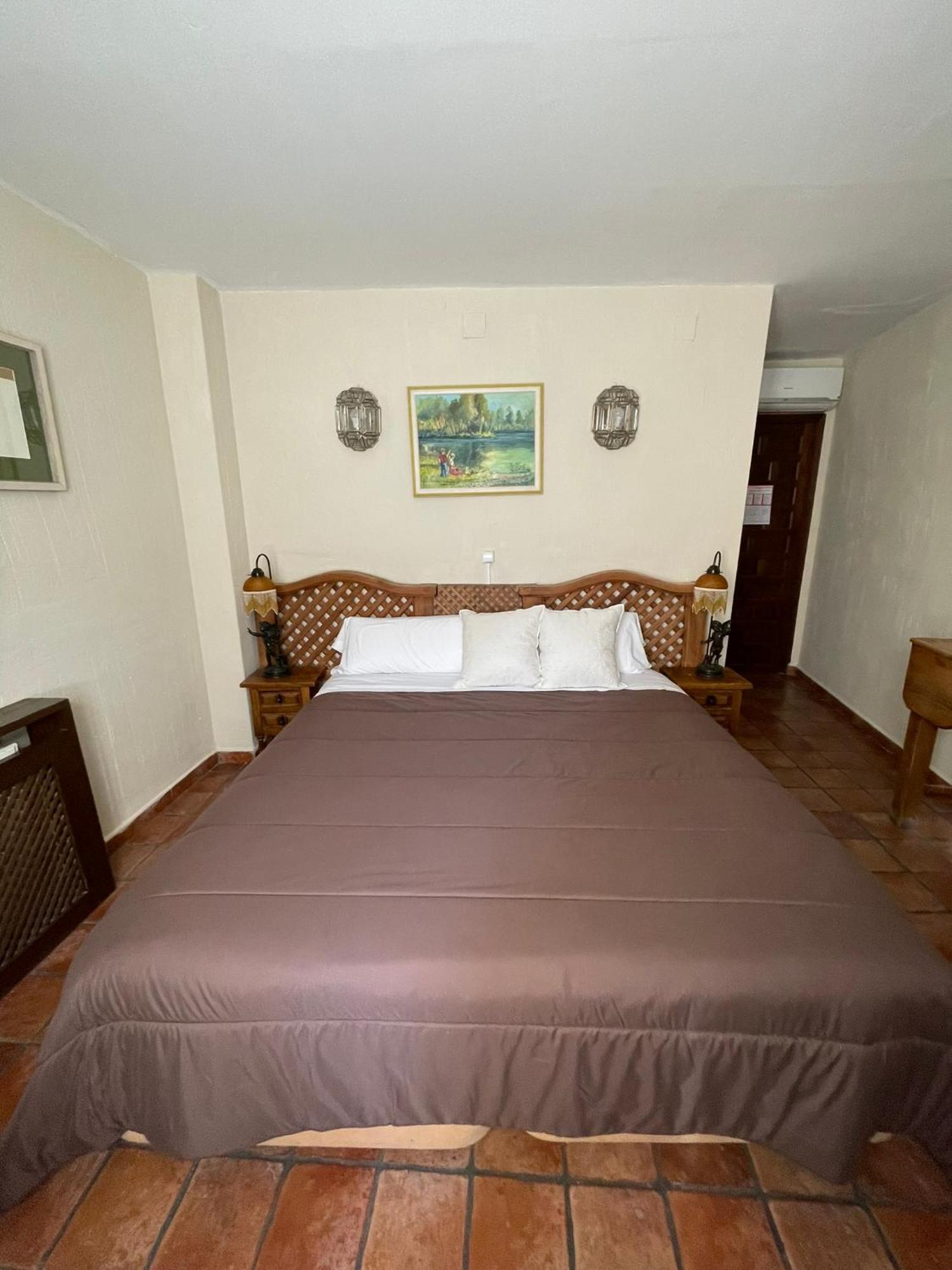 Hostal Posada Huecar Куенка Екстер'єр фото